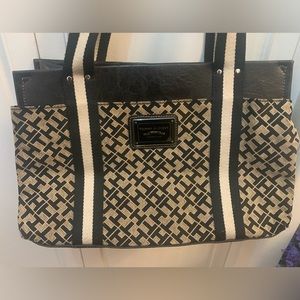 Tommy Hilfiger black and white bag